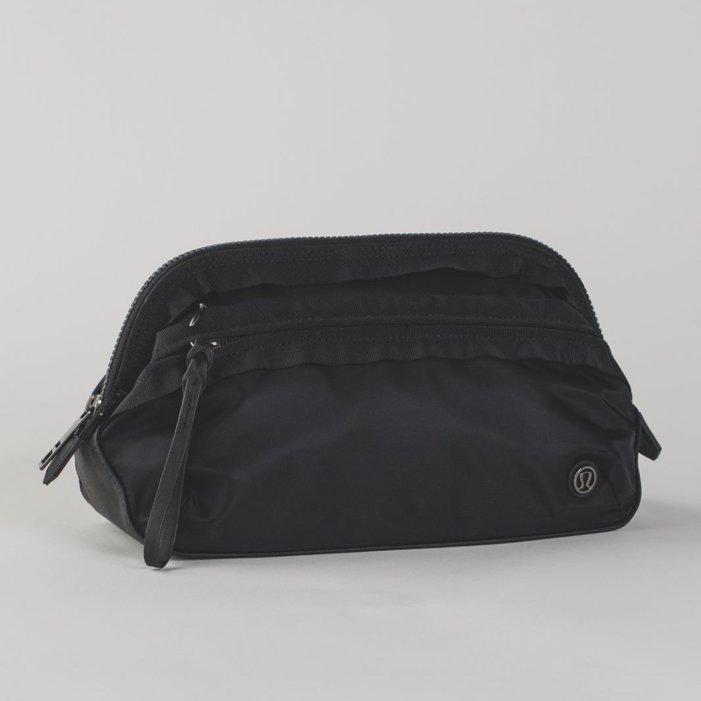 Lululemon Don't Sweat It Toiletry Bag